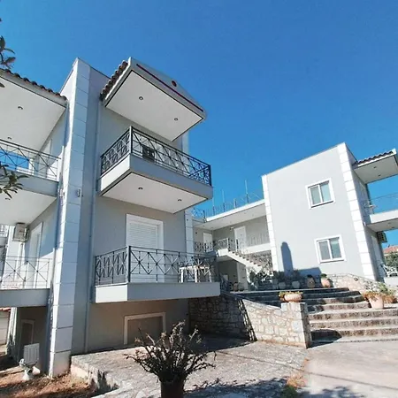 Apartment Areti & Maria Gythio