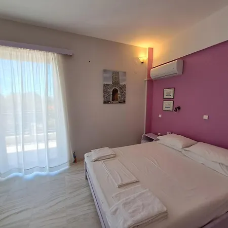 Areti & Maria Апартаменты
