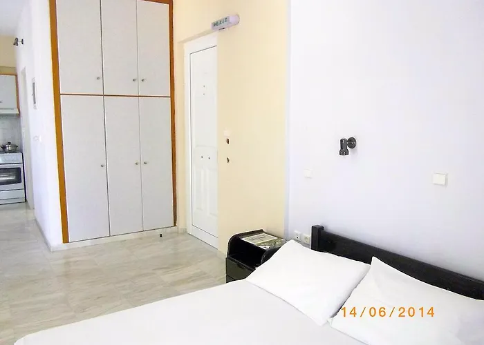 Areti & Maria Daire Gytheio