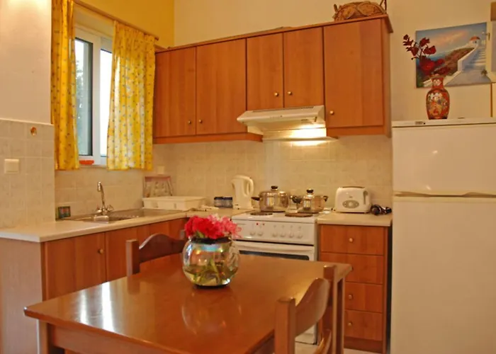 Areti & Maria Daire *