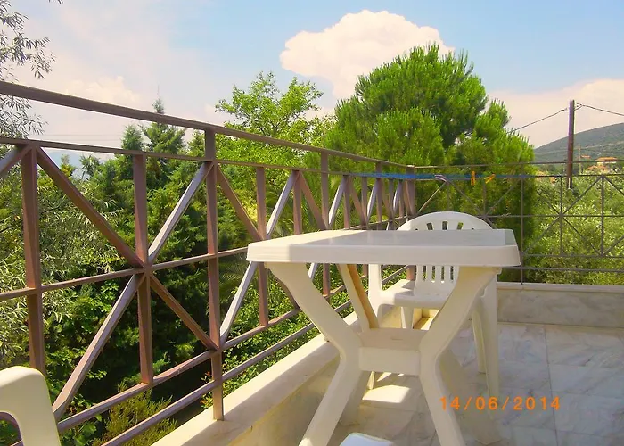 Areti & Maria Apartman Gíthio