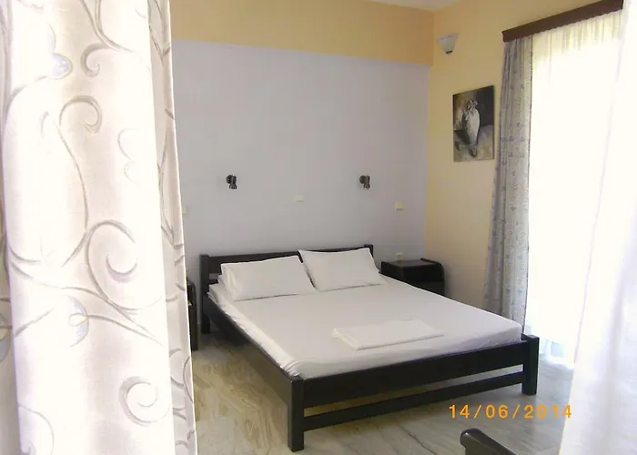 Areti & Maria Gytheio